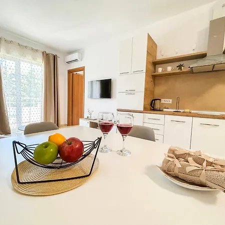 1 Bedroom 997 Апартаменты Дуррес